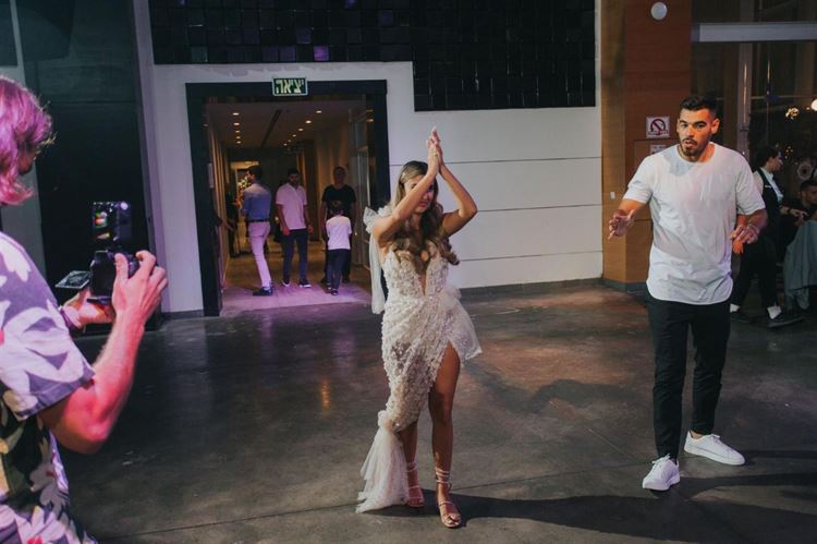 ליפז קלילה בשמלת הכלה השנייה של טל כחלון (צילום: ברנדו צלמים)