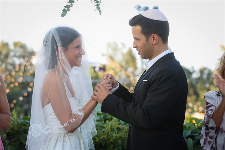 מקודשת לו, דנה ודניאל (צילום: עדי כהן צדק)