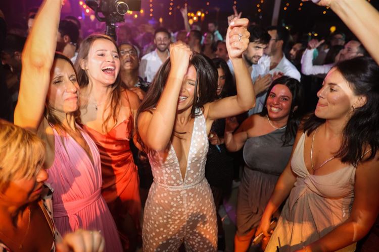 מסיבת החתונה בחוות רונית (צילום: עדי כהן צדק)