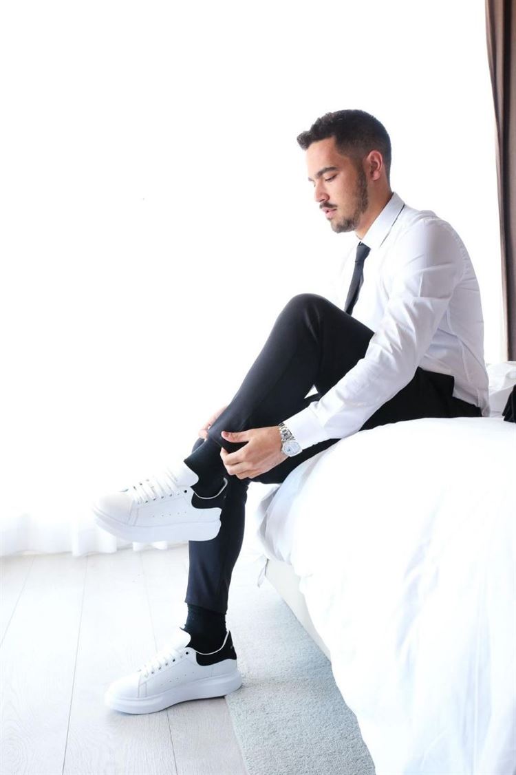 גם החתן מתכונן במרץ , החתונה של מאי ותומר (צילום: עדי כהן צדק)