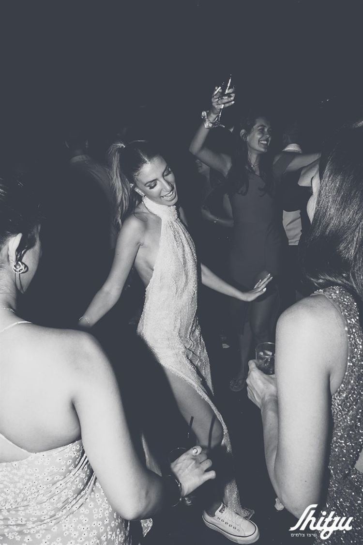 הסטייל המושלם של קארין זמיר מבית דימיטריוס דליה (שיצו צלמים)