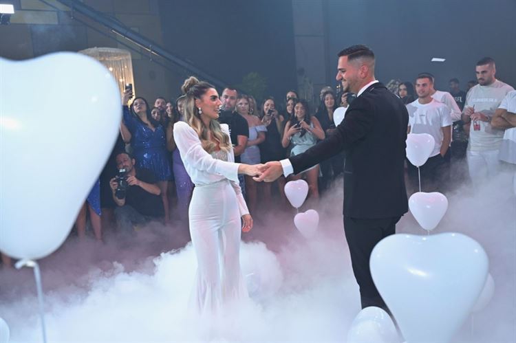 על רחבת הריקודים באולם אליבא המפואר (צילום: דודי מבט)