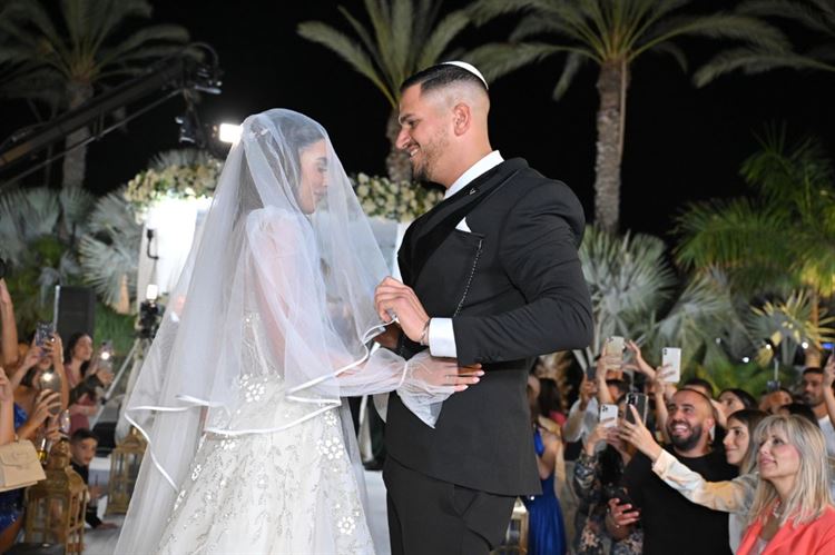 הרגעים המרגשים בחופה בגן האירועים אליבא (צילום: דודי מבט)