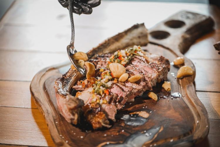 הצצה אל תפריט 2022 של מתחם האירועים 'הרמוזו' (צילום: יחצ)