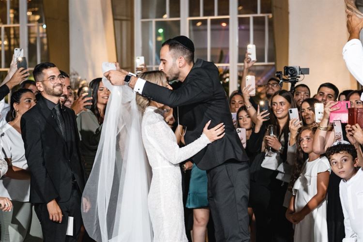 החופה המרגשת (צילום: אלכס דוד)