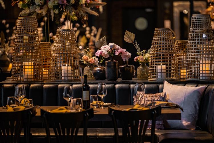 הצצה אל מתחם האירועים 