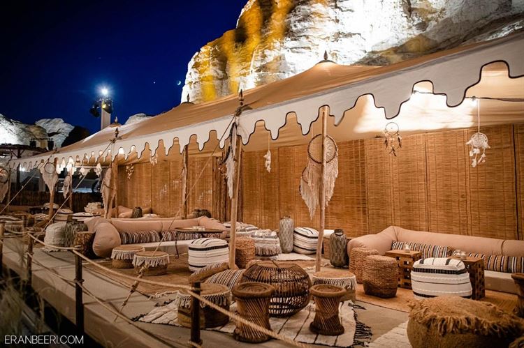 החתונה המדברית של נטע ושיר (צילום: ערן בארי)