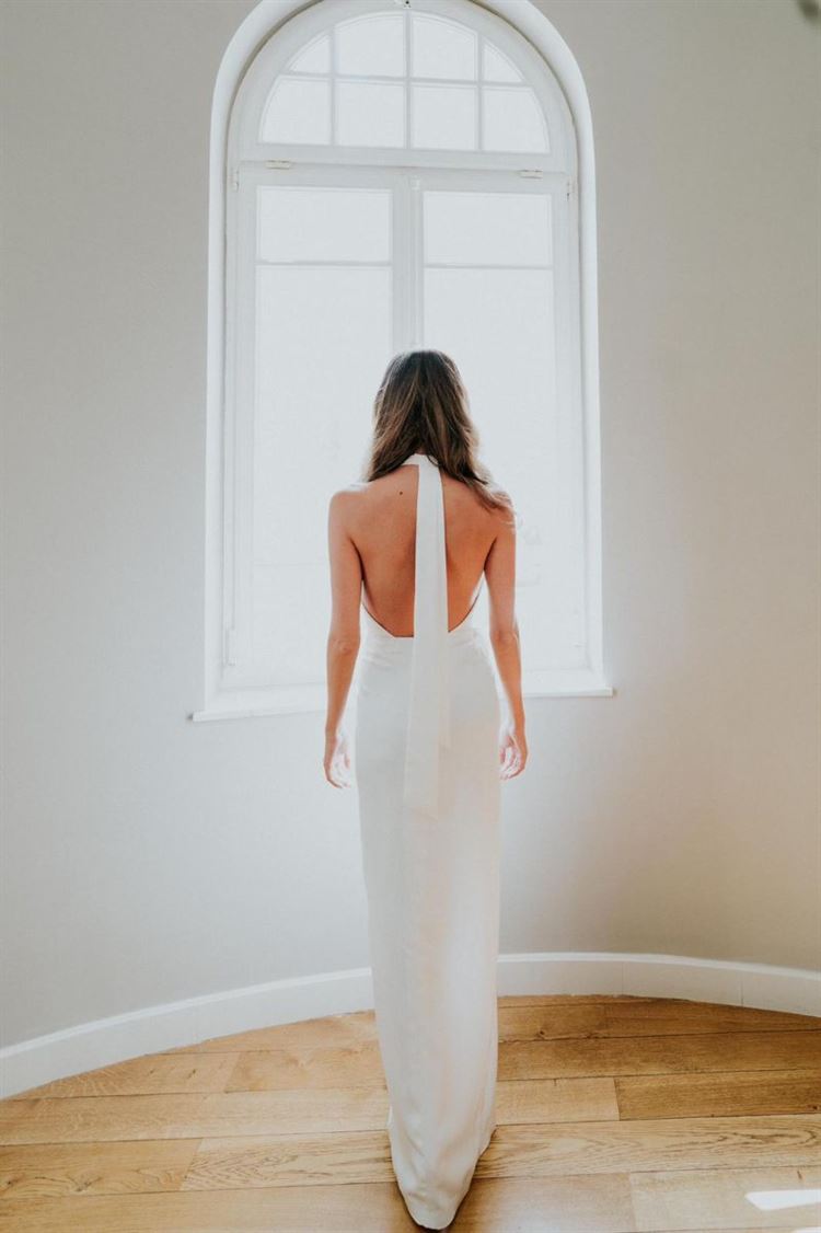 מאיה בשמלת הכלה הקלילה לריקודים (צילום: איה ואבי)