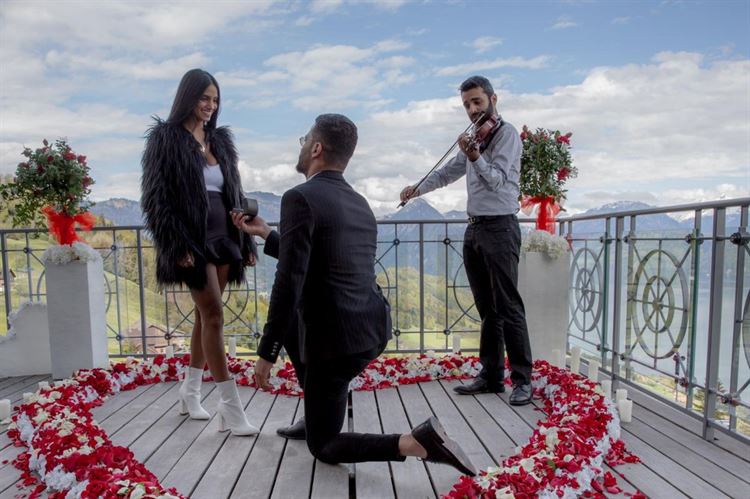 הצעת הנישואים של טל אברהם (צילום: אלבום פרטי)