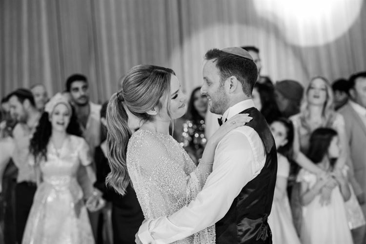 החתונה של אמונה ואריאל (צילום: חיים אפריאט)