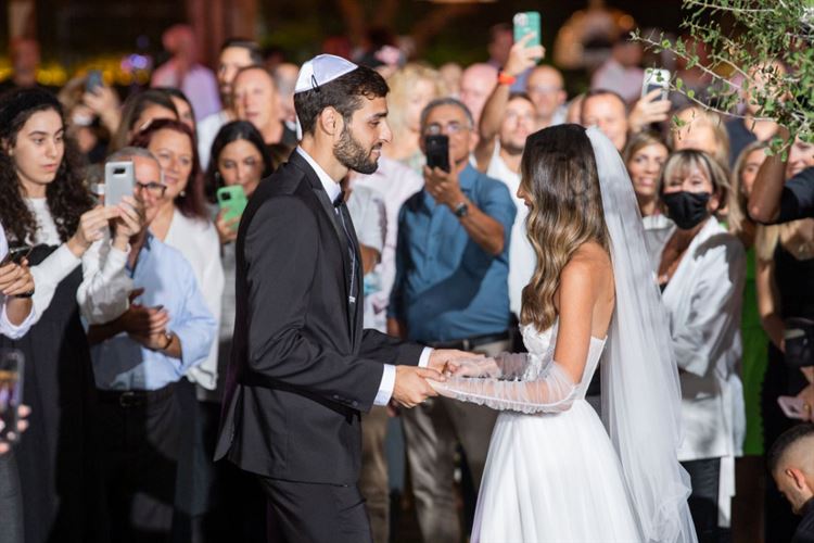 החתונה של נועה לוי ודוד מרציאנו (צילום: חיים אפריאט)