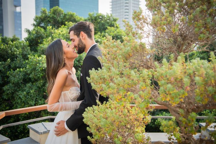 החתונה של נועה לוי ודוד מרציאנו (צילום: חיים אפריאט)