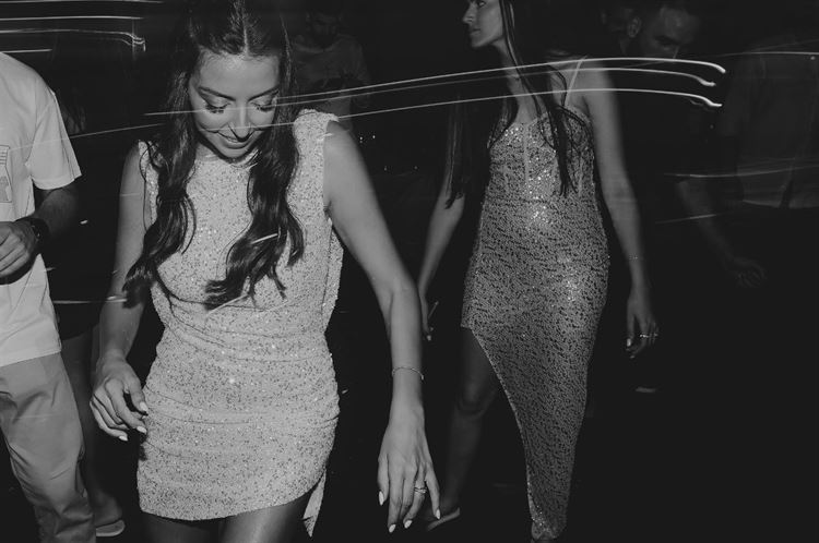 רון בשמלת הכלה השנייה של גליה רוביניק (צילום: לבנה צלמים)