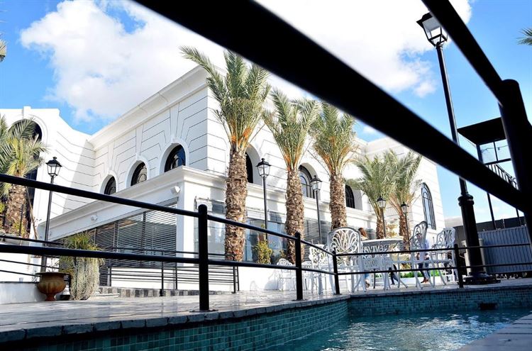 הצצה אל המתחם האירועים 