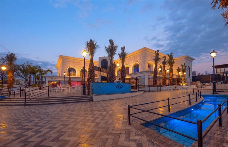 מעוצב באווירה אלגנטית, הצצה אל המתחם האירועים 