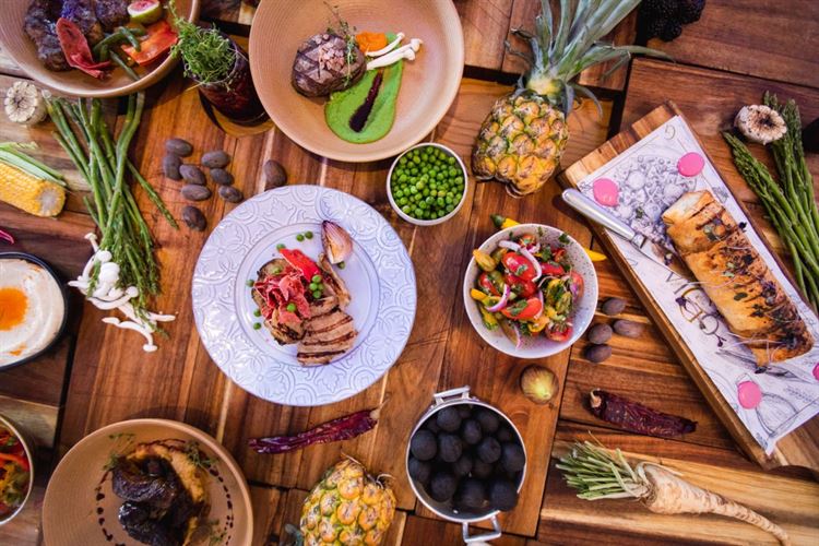 הצצה אל המנות של ויגו (צילום: וואלה! מזל טוב)