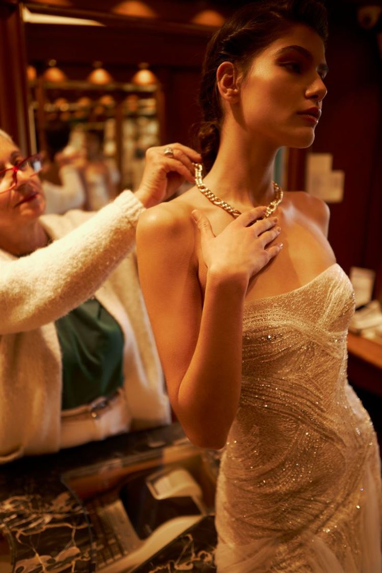 שמלת כלה בעיצובה של ענבל דרור (צילום: יחצ)