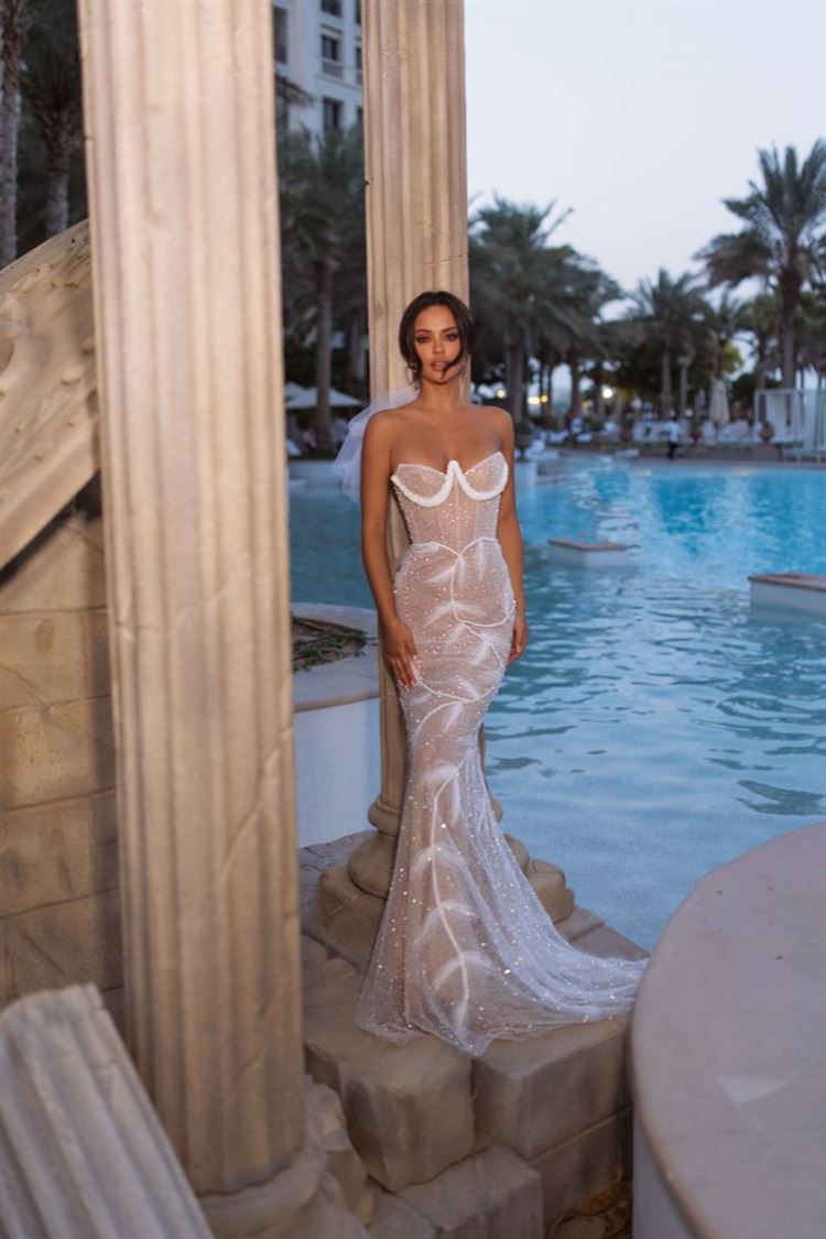 מוכנה לספוט לייטס? קולקציית 2022 של דימטריוס דליה (צילום: יחצ)