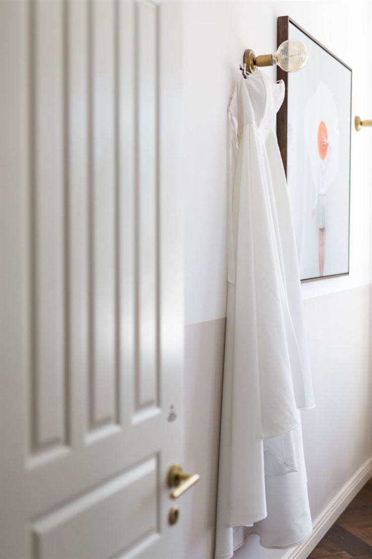 שמלת הכלה (צילום: עומר קורן)