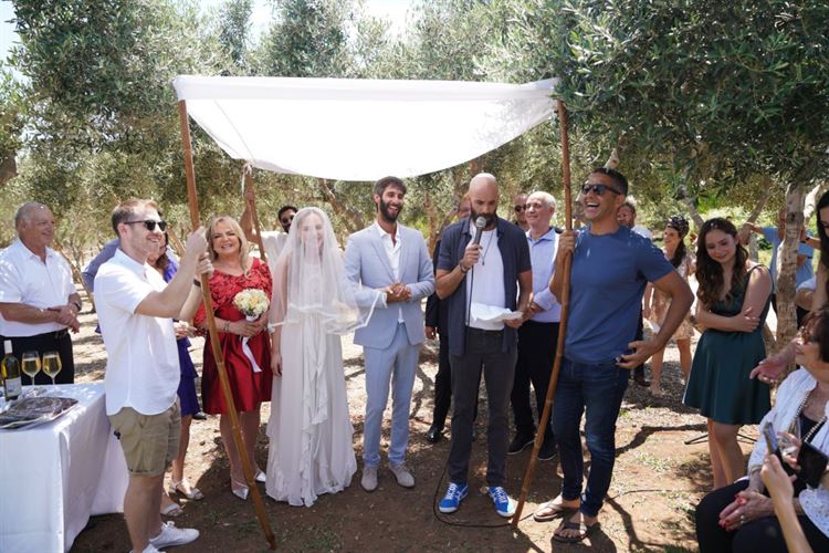 הרב המחתן הוא מורו לשעבר של יואב, החתונה של יערה ויואב (צילום: רון קובי)