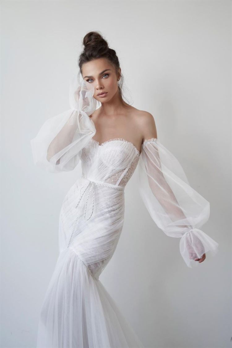 הקולקציה החדשה של מעצבת שמלות הכלה מורן טובול (צילום: אלמוג גבאי)