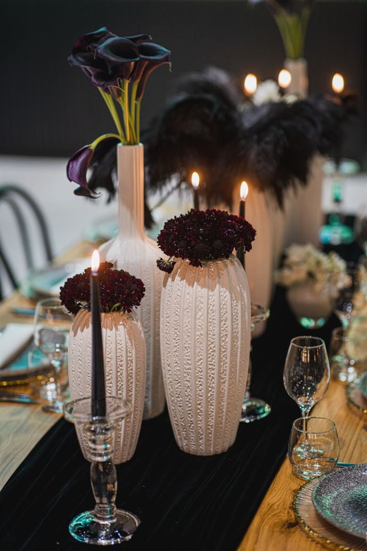 עיצובי השולחנות הטרנדיים ביותר לשנת 2022 (צילום עידן כנפי)