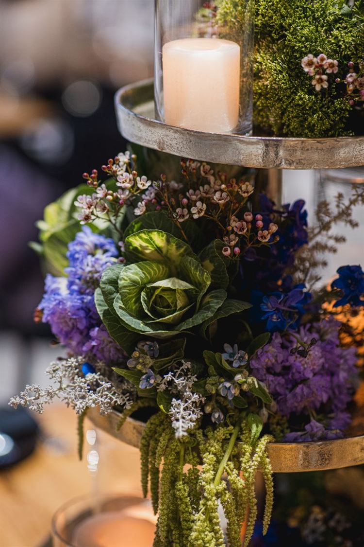 עיצובי השולחנות הטרנדיים ביותר לשנת 2022 (צילום עידן כנפי)