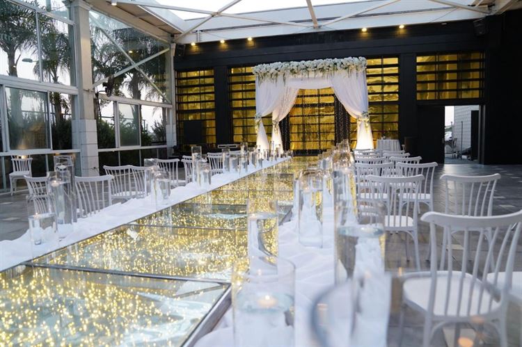 החופה אולמי עדיה ביבנה (צילום: רד קאמרה)