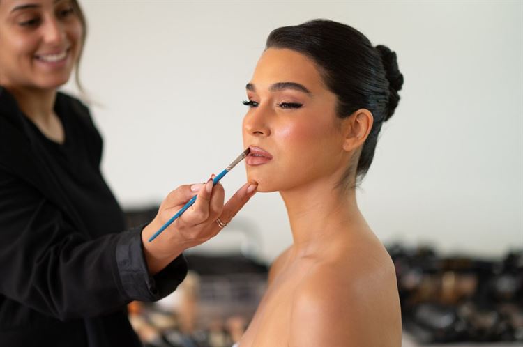 ההתארגנות לחתונה (צילום: אלעד סאסי)