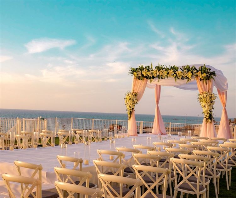 חוםה על רקע הגלים, סאנסט הול (צילום: יחצ)