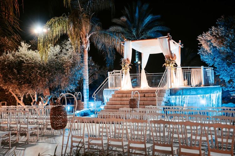 החופה של גן האירועים 'לילות 'סומים' (צילום: יחצ)