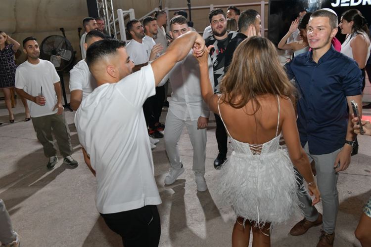 החתונה של גל ובן (צילום: טל אקוקה)