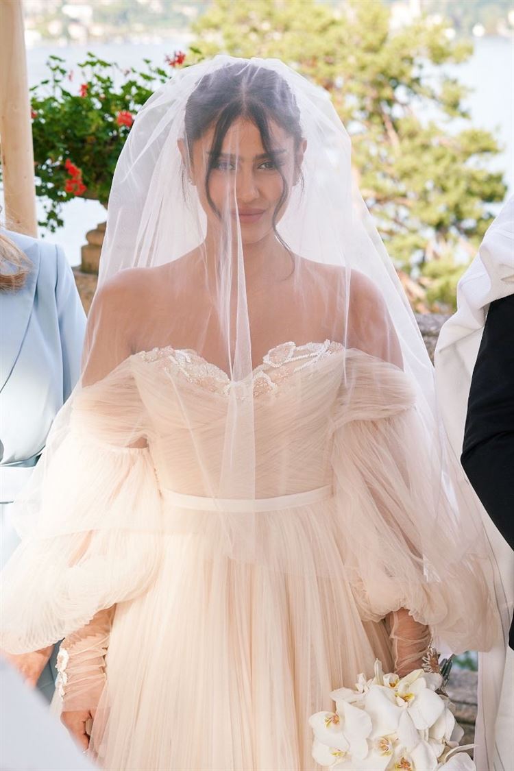 החתונה של פלג וען באגם קומו (צילום: עומרי לוי)