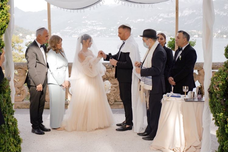 החתונה של פלג וען באגם קומו (צילום: עומרי לוי)