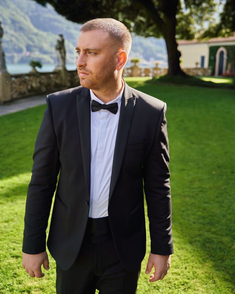 החתונה של פלג וען באגם קומו (צילום: עומרי לוי)