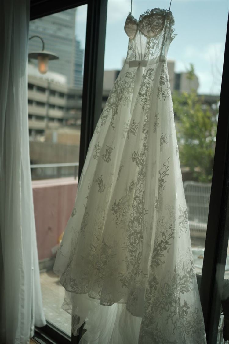 שמלת הכלה, החתונה של יעל ואדיר (צילום: שלומי ביטון)