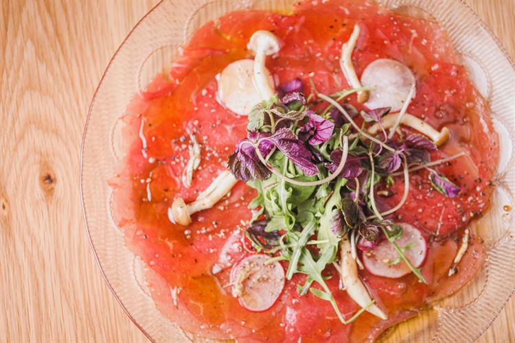 תפריט 2022 של WIN (צילום: וואלה! מזל טוב)