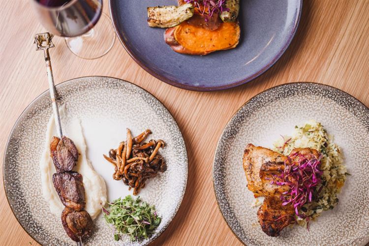 תפריט 2022 של WIN (צילום: וואלה! מזל טוב)