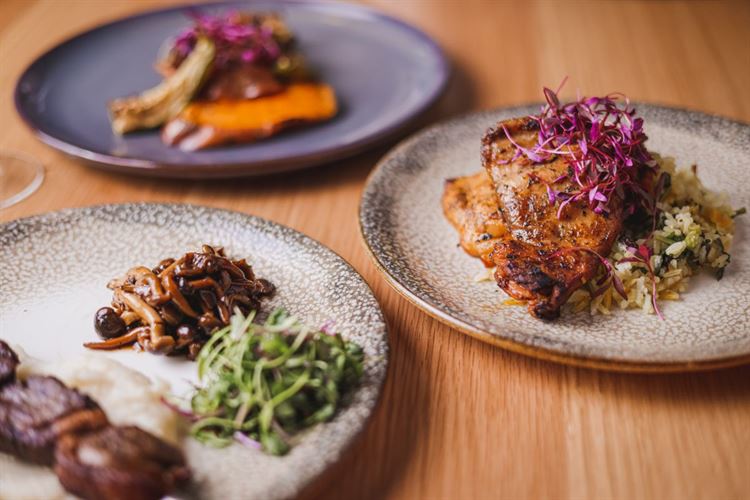 תפריט 2022 של WIN (צילום: וואלה! מזל טוב)