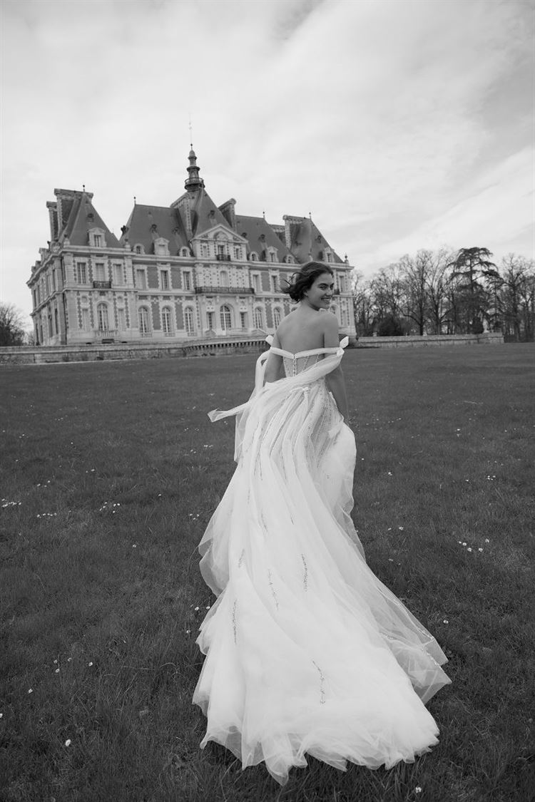 קולקציית LA MARIEE של ליז מרטינז (צילום: יחצ)