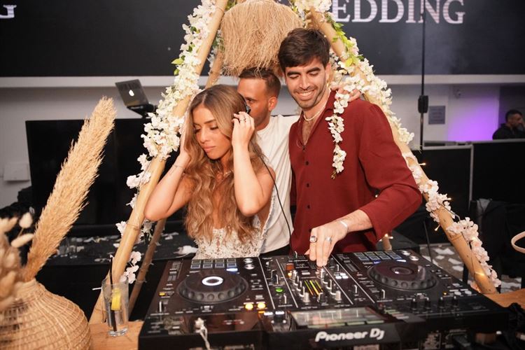 החתונה של בר וגל כנפי (צילום: רון קובי)