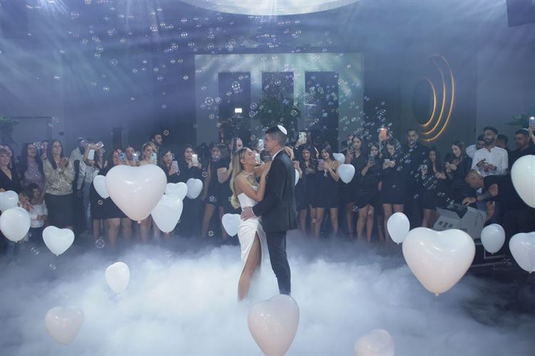 החתונה של אביה וקובי (צילום: שלומי בסו | דוקו צלמים)