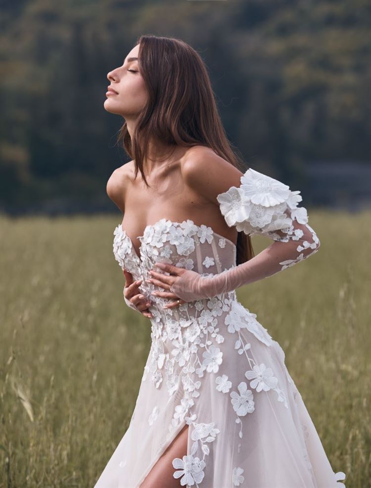 גורמת לנו להתאהב באהבה, קולקציית פרימוורה בעיצובה של לי גרבנאו (צילום: יוסי מיכאלי)