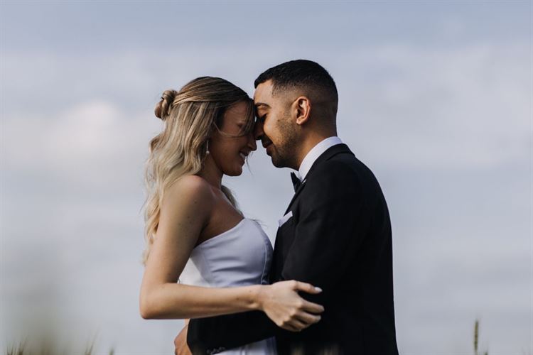 החתונה של יוליה ויקיר פרץ (צילום: תום סיימון)