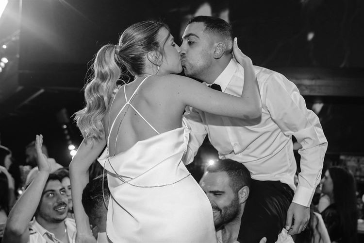 החתונה של יוליה ויקיר פרץ (צילום: תום סיימון)