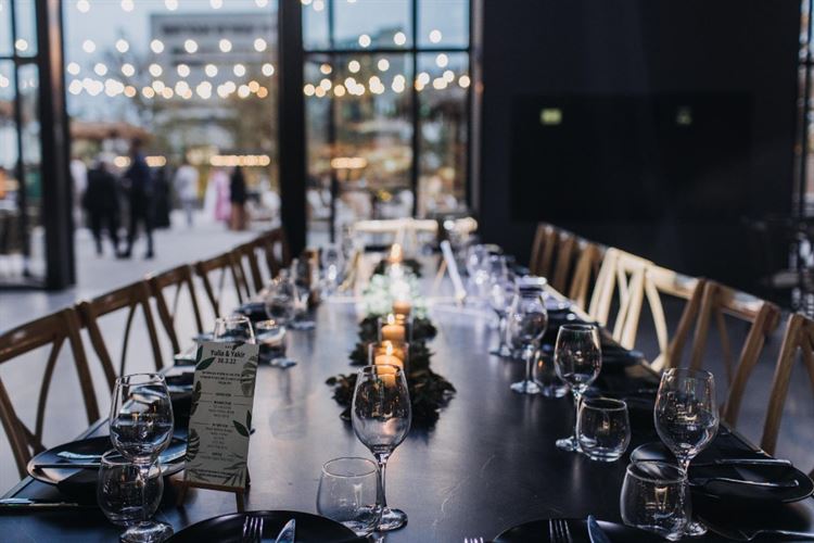 החתונה של יוליה ויקיר פרץ באולם ארטיסטה (צילום: תום סיימון)