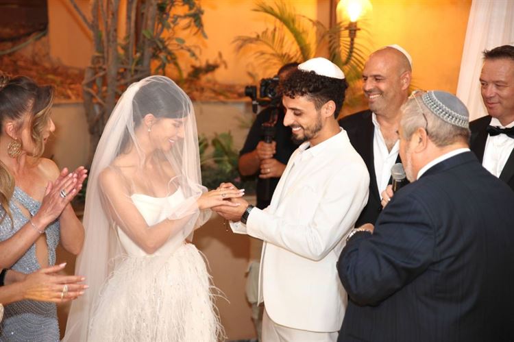 החתונה של אמילי גומברג וליאון לוי (צילום: אור גפן)