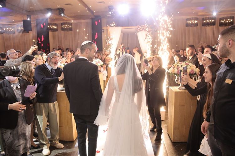 החתונה של יובל אהרון ומתן זאווי (צילום: לוי אגרונוב)