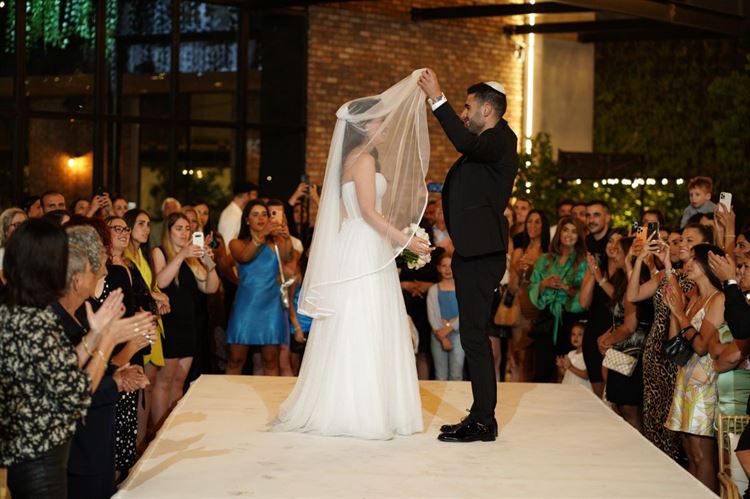 החתונה של קים חסן ואסף ניר (צילום: רון קובי)