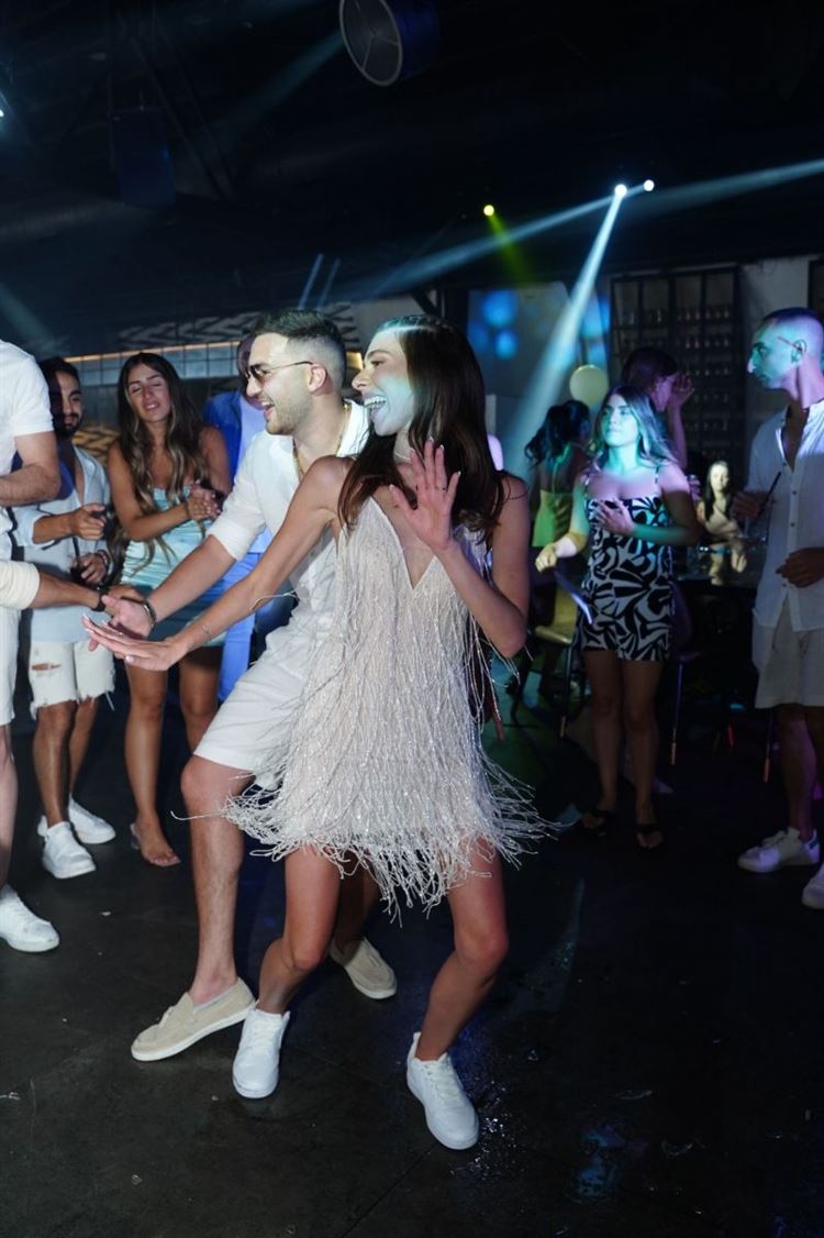 חתונת הצהריים אנסטסיה ונועם קטן (צילום: דור סקרה)